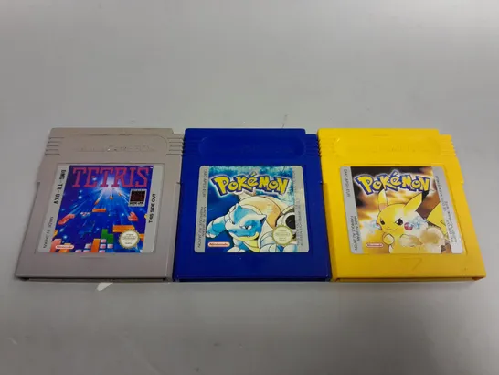 3 X ASSORTED GAMEBOY VIDEO GAMES TO INCLUDE POKEMON YELLOW, POKEMON BLUE & TETRIS 