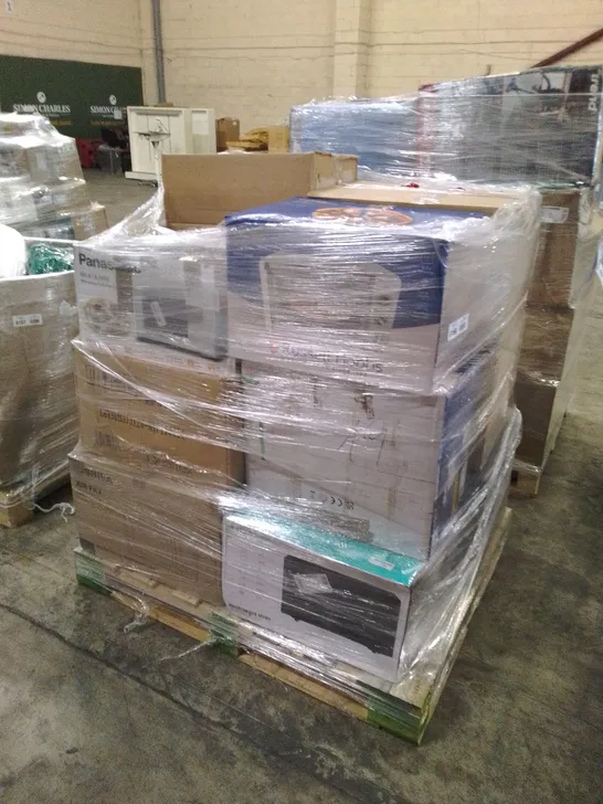 PALLET OF APPROXIMATELY 13 UNPROCESSED RAW RETURN HOUSEHOLD AND ELECTRICAL GOODS TO INCLUDE;