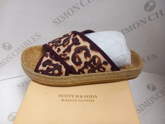 BOXED SCOTCH AND SODA MAISON SCOTCH SIZE 36