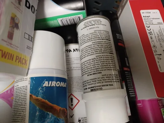 BOX OF APPROX 10 ASSORTED AEROSOLS TO INCLUDE SURE DEODORANT, TED BAKER DEODORANT, DAKOTA ODOR BOMB ODOR ELIMINATOR, ETC 