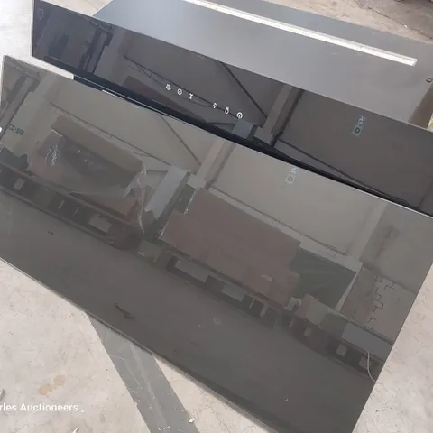 BOXED AIRSENSE ANGLED GLASS COOKER HOOD