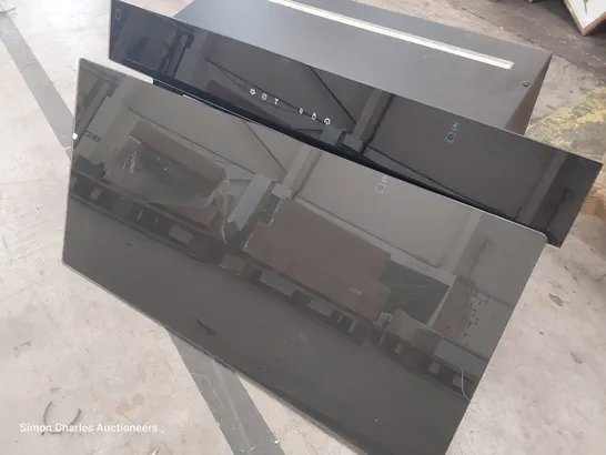 BOXED AIRSENSE ANGLED GLASS COOKER HOOD