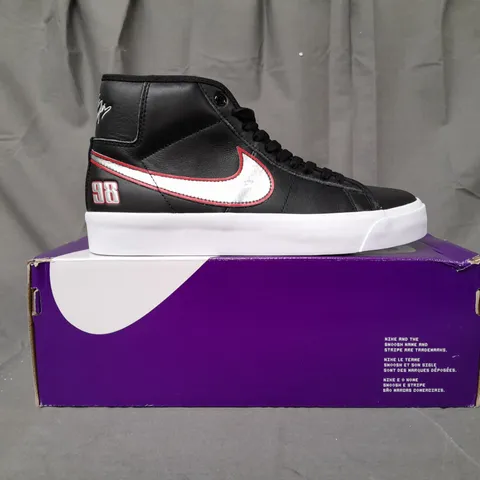 BOXED PAIR OF NIKE ZOOM BLAZER MID PRO GT SHOES IN BLACK/METALLIC SILVER UK SIZE 6.5