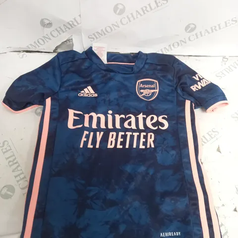 ARSENAL SUPPORTER T-SHIRT IN BLUE & PINK SIZE 7-8YRS