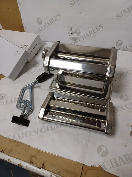 WORLD OF FLAVOURS PASTA MAKER, MANUAL PASTA MACHINE WITH 9 ADJUSTABLE THICKNESS