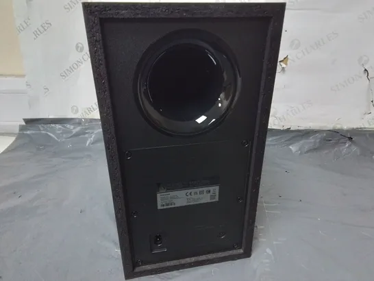 SAMSUNG HW-Q600 SOU DBAR AND SUBWOOFER