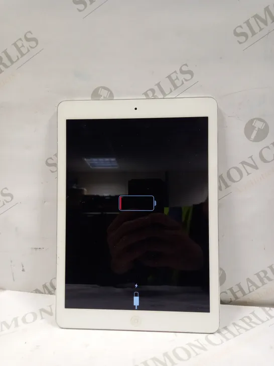 APPLE A1474 IPAD AIR 