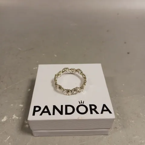 PANDORA SPARKLING DAISY FLOWER CROWN RING