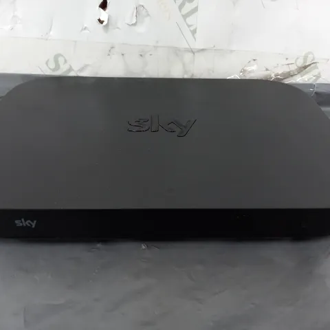 SKY EM150 Q MINI BOX