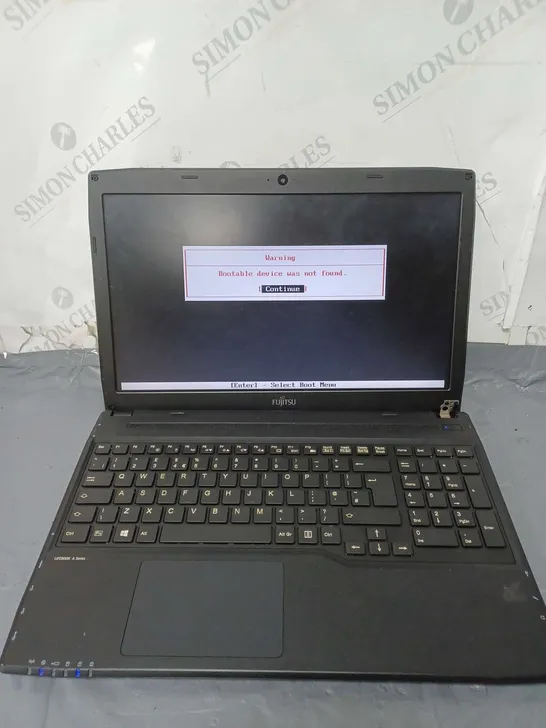 FUJITSU LIFEBOOK A514 15 INCH I3-4005U 1.70GHZ