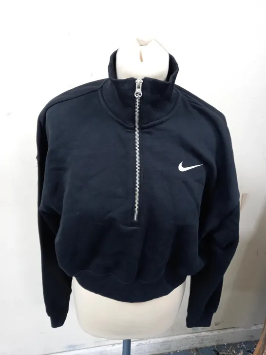 NIKE WOMENS HALF LENGTH TRAINING JUMPER IN BLACK - S