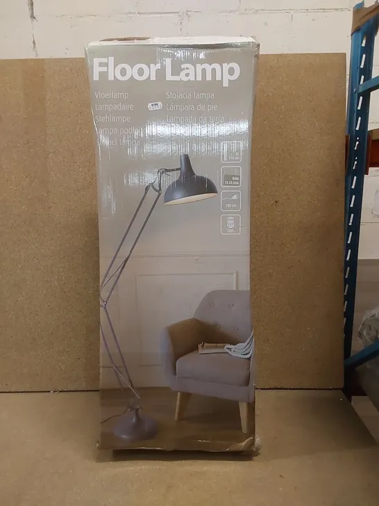 BOXED FREESTANDING FLOORLAMP - MODEL: 8018-3A