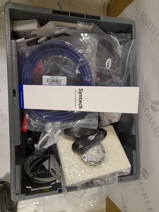 BOX OF APPROXIMATELY 25 ASSORTED CABLES AND ELECTRICALS TO INCLUDE HDMI CABLE, SYNTECH USB C TO HDMI CABLE, LOGITECH M185 WIRELESS MOUSE