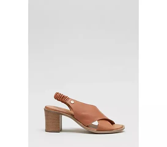 MODA IN PELLE LASANDRA HEELED SANDAL- TAN 