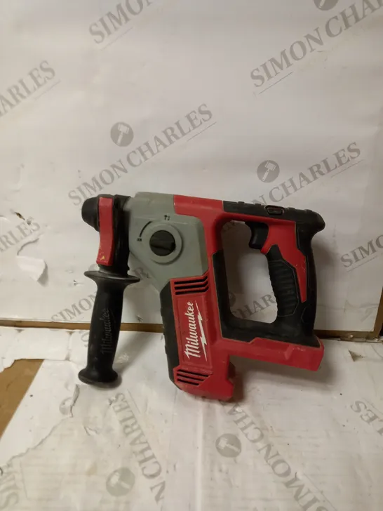 MILWAUKEE M18 BH COMPACT DRILL 