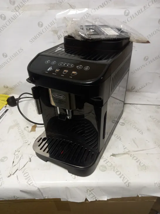 DELONGHI BEAN TO CUP COFFEE MACHINE RRP £399