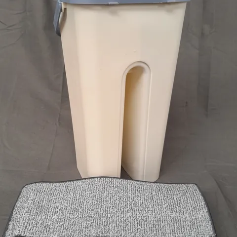 BOXED UNBRANDED FLOOR MOP AND BUCKET SET