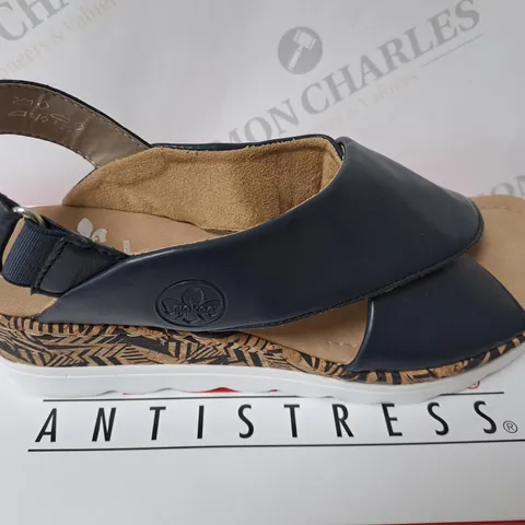 RIEKER ANTISTRESS SANDLES IN BLUE SIZE 6.5