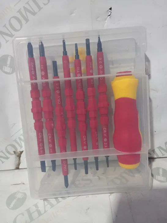 PROFESSIONAL MULTI-PURPOSE SCREWDRIVER SERIES (8PCS)