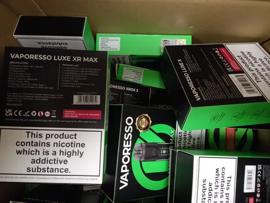 APPROXIMATELY 20 ASSORTED BOXED VAPORESSO VAPING PRODUCTS TO INCLUDE XROS 3, XROS 3 NANO, LUXE XR MAX ETC. 