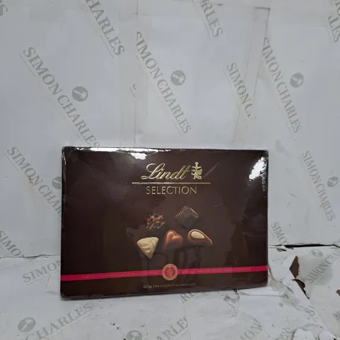 LINDT SELECTION EXTRA FINE CONTINENTAL CHOCOLATE 427G