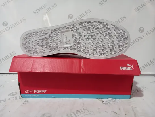 BOXED PAIR OF PUMA SMASH VULC 3 SHOES IN WHITE UK SIZE 9