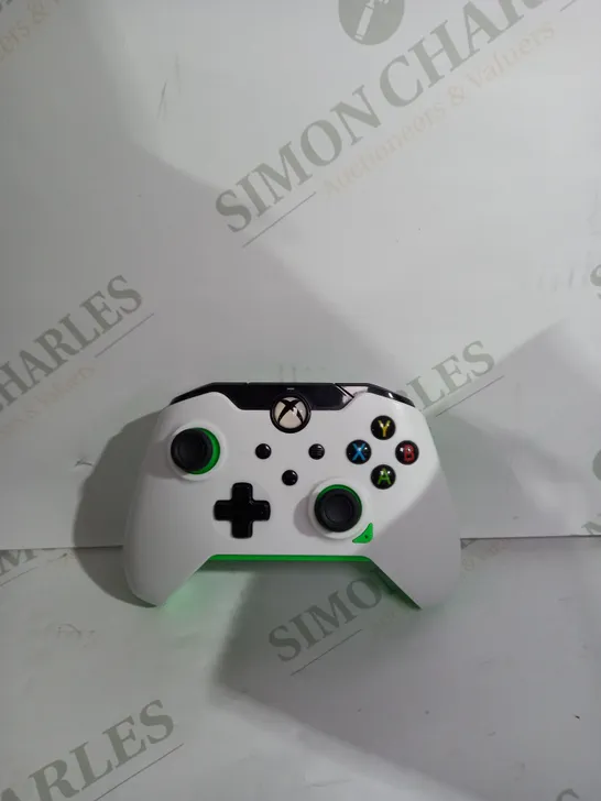 PDP NEON WHITE XBOX WIRED CONTROLLER