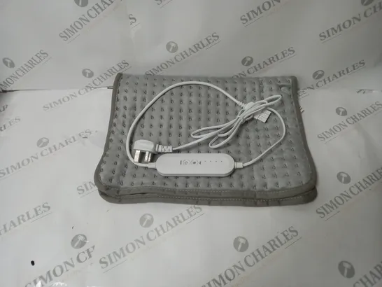 BOXED HEATED PAD IN GREY 40 X 60 CM