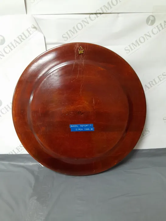 EGYPTIAN NEFERTITI WOODEN WALL DISPLAY PLATE