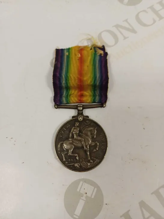 FIRST WORLD WAR SERVICE MEDAL 1914-1918