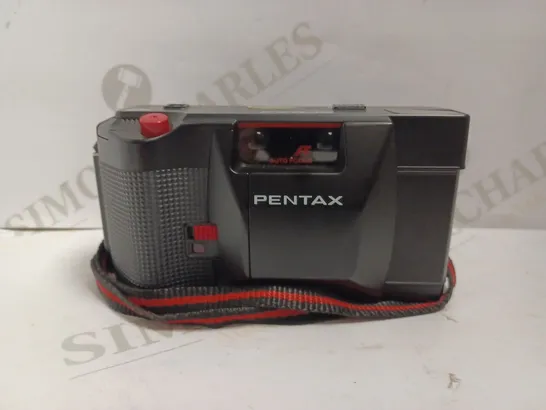 VINTAGE PENTAX CAMERA - BLACK