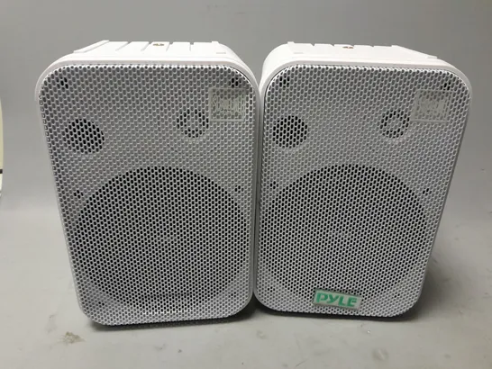 PAIR OF PYLE PDWR50W 6.5" INDOOR/OUTDOOR SPEAKERS