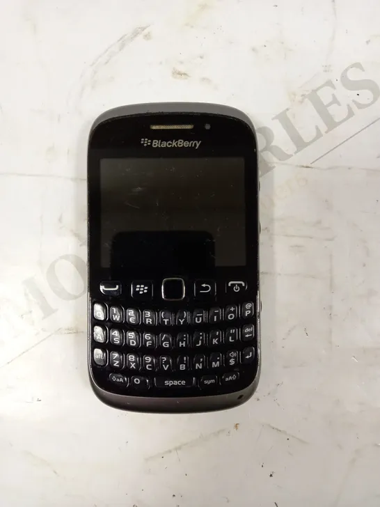 BLACKBERRY 9320 MOBILE PHONE	