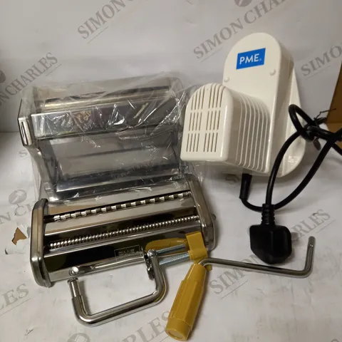 PME ELECTRIC SUGAR CRAFT ROLLER & STRIP CUTTER