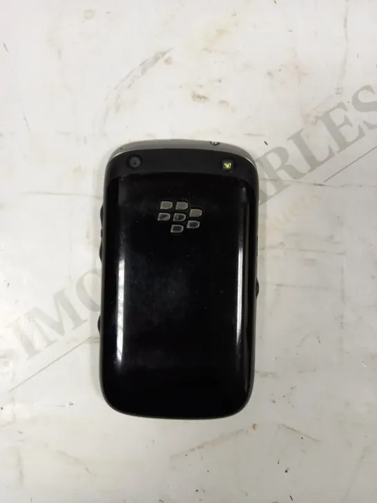 BLACKBERRY 9320 MOBILE PHONE 