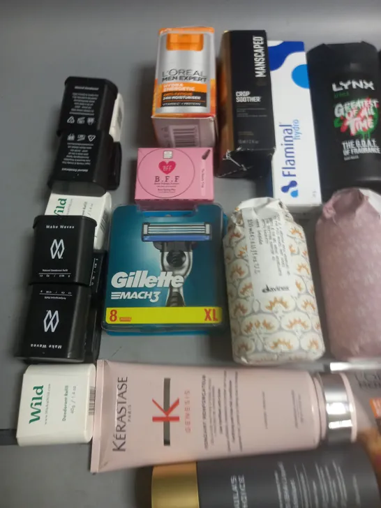 LOT OF APPROXIMATELY 30 ASSORTED HEALTH AND BEAUTY ITEMS TO INCLUDE HEATH MOISTURISER, MAKE WAVES DEODERANT AND KINESIOLOGY TAPE