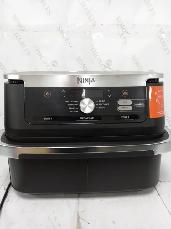 BOXED NINJA 10.4L FOODI FLEXDRAWER DUAL AIR FRYER IN BLACK AF500UK