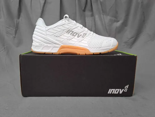 BOXED PAIR OF INOV F-LITE 260 V2 SHOES IN WHITE UK SIZE 6.5