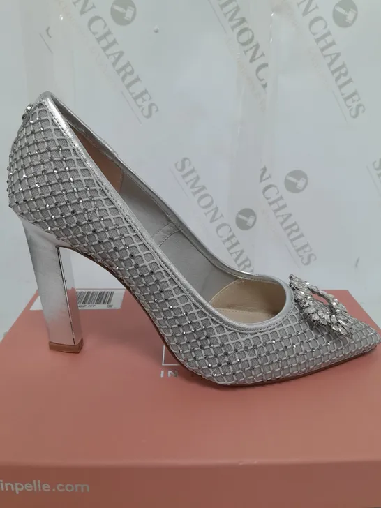 MODA IN PELLE KYLIEE COURT SILVER SIZE 7