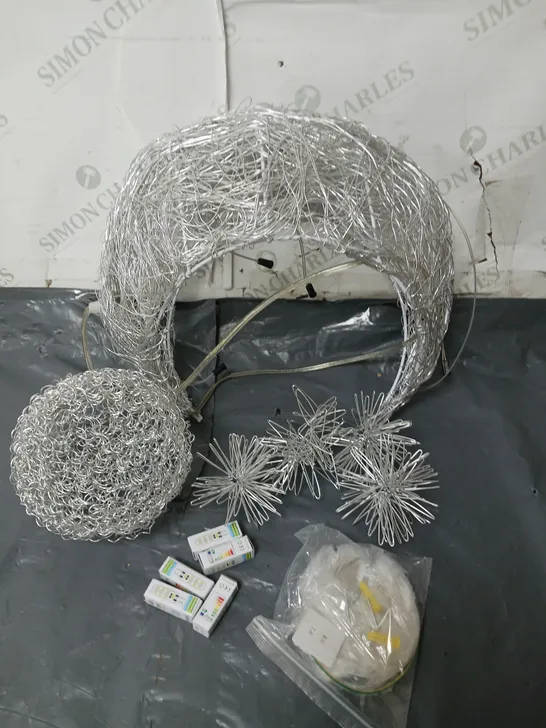 BOXED DESIGNER MOON & STARS WIRE DESIGN LIGHTS 