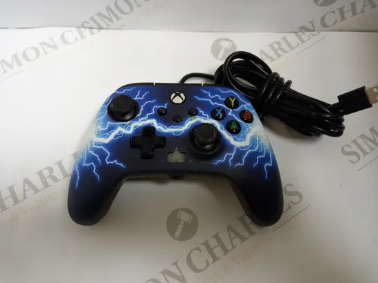 POWERA XBOX CONTROLLER - BLUE/WHITE LIGHTENING EFFECT