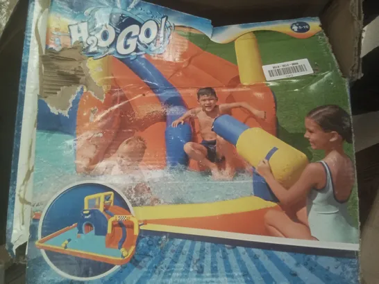 BOXED H2O GO! SUPER SPEEDWAY MEGA WATER PARK