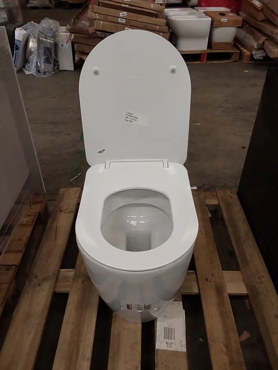 CREAVIT TOILET BASIN WITH SEAT