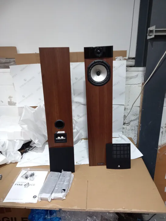 FYNE AUDIO F302 FLOOR SPEAKER PAIR - WALNUT (2 BOXES)