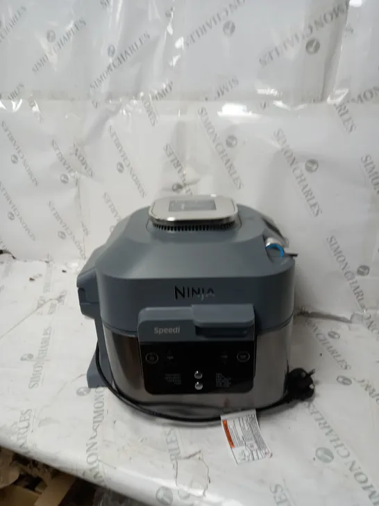 BOXED NINJA SPEEDI 10-IN-1 5.7L RAPID-COOKER & AIR FRYER ON400UK