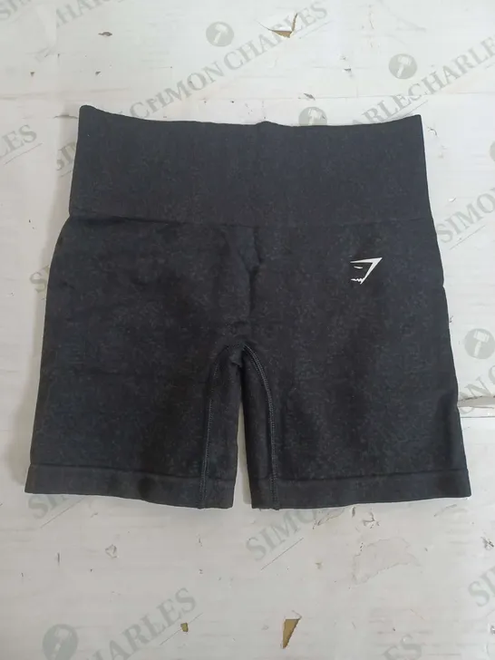 GYMSHARK ADAPT FLECK SEAMLESS SHORTS IN BLACK - SMALL