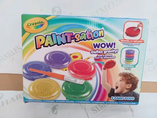 BOXED CRAYOLA PAINT-STATION 