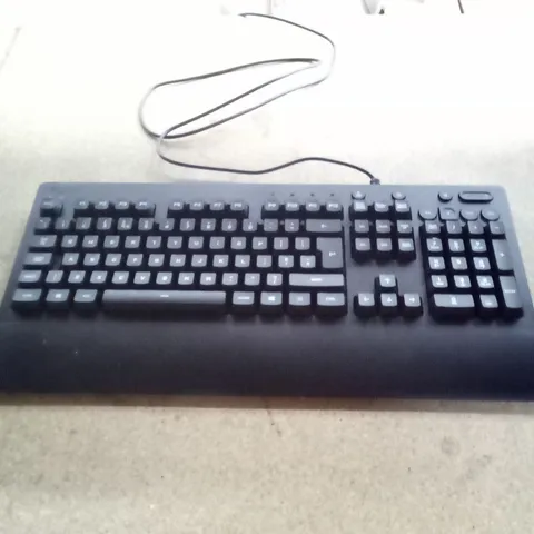 LOGITECH G213 WIRED GAMING KEYBOARD 