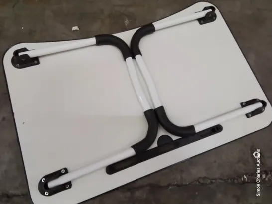 BOXED TRAY TABLE