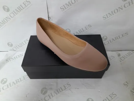 NATURALIZER LEATHER BALLET FLAT SHOE IN TAN PINK SIZE 7